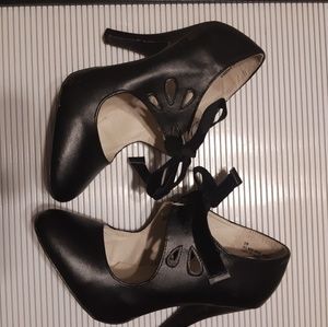 TORRID black bow heels